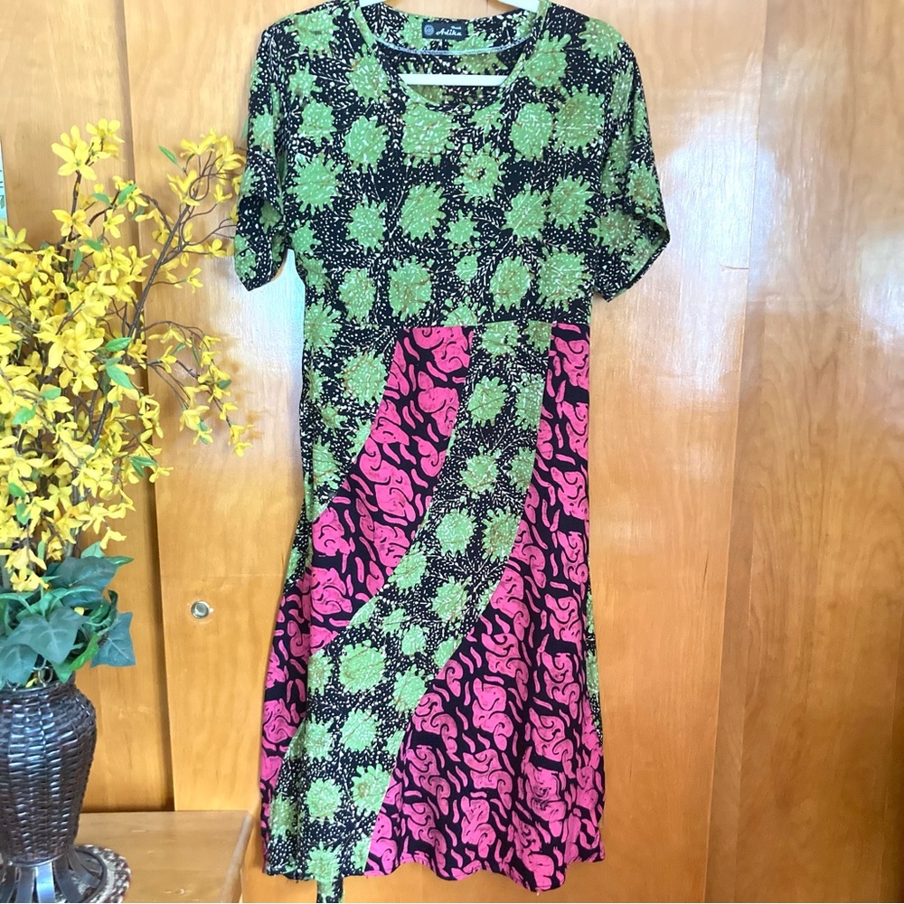 Adika Batik cotton short sleeve dress green pink black One Size, see description